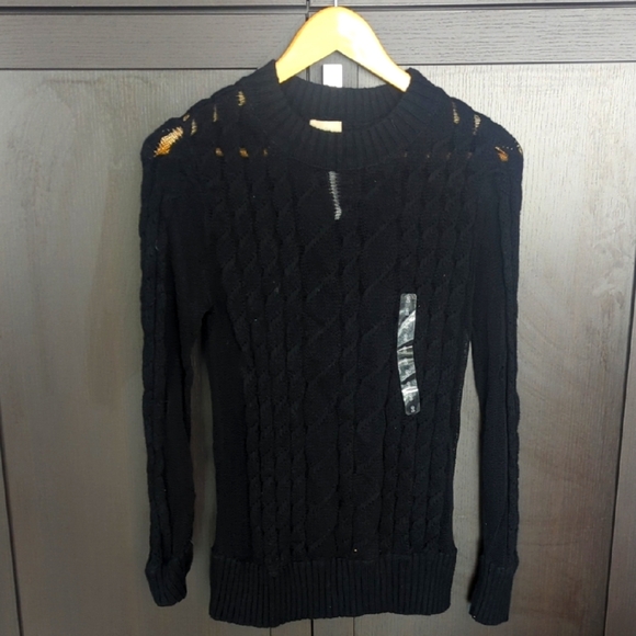 H&M Classic Black Crewneck Cable Knit Sweater Angora Cotton Blend - XS NWT - Picture 1 of 7